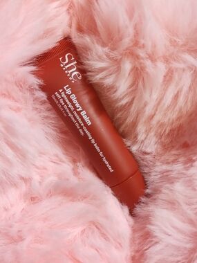 She Makeup Lip Glossy Balm - Rusty Red